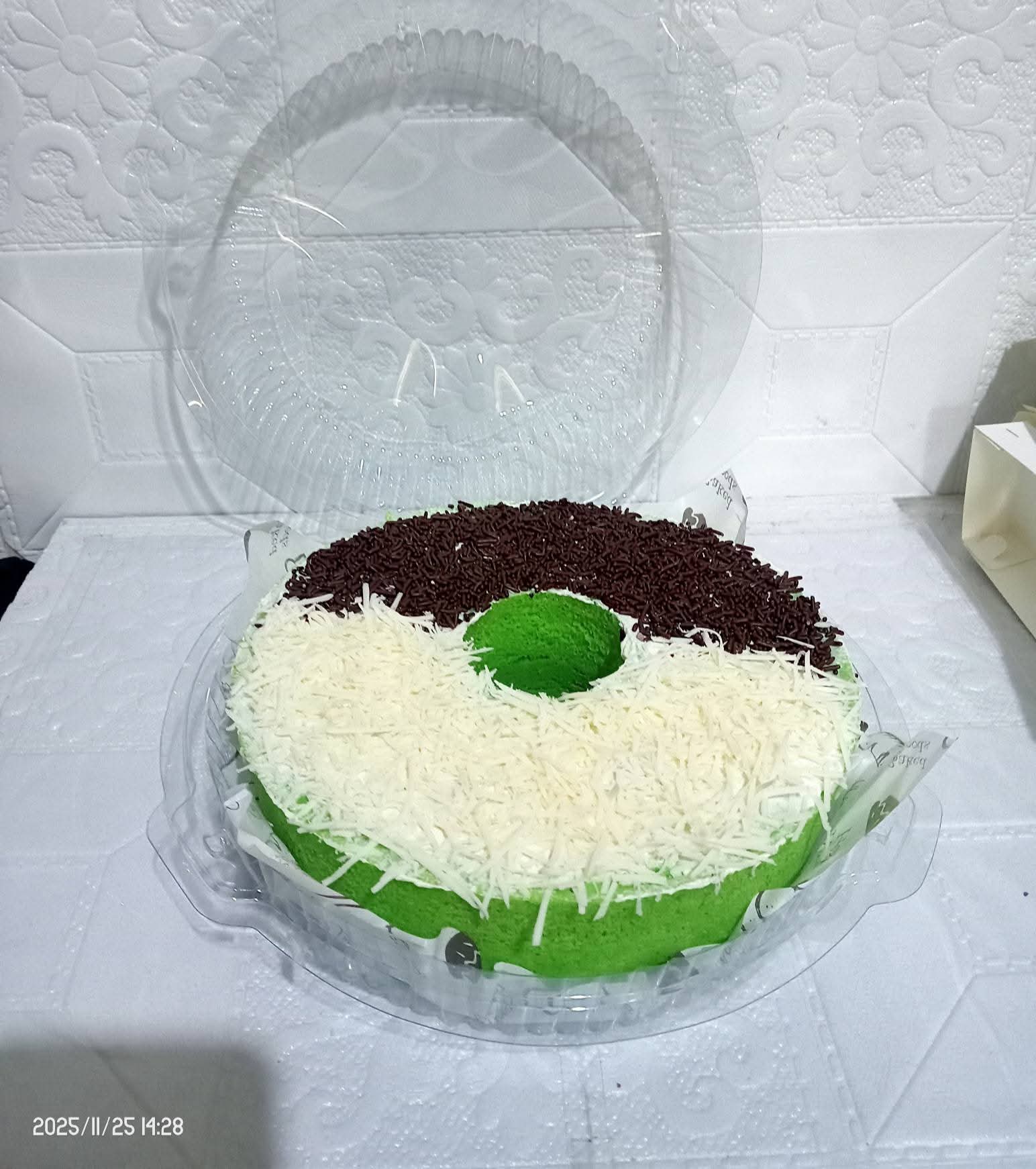Bolu Pandan Nara Cakes Bandung - Kue Bolu Pandan Lembut