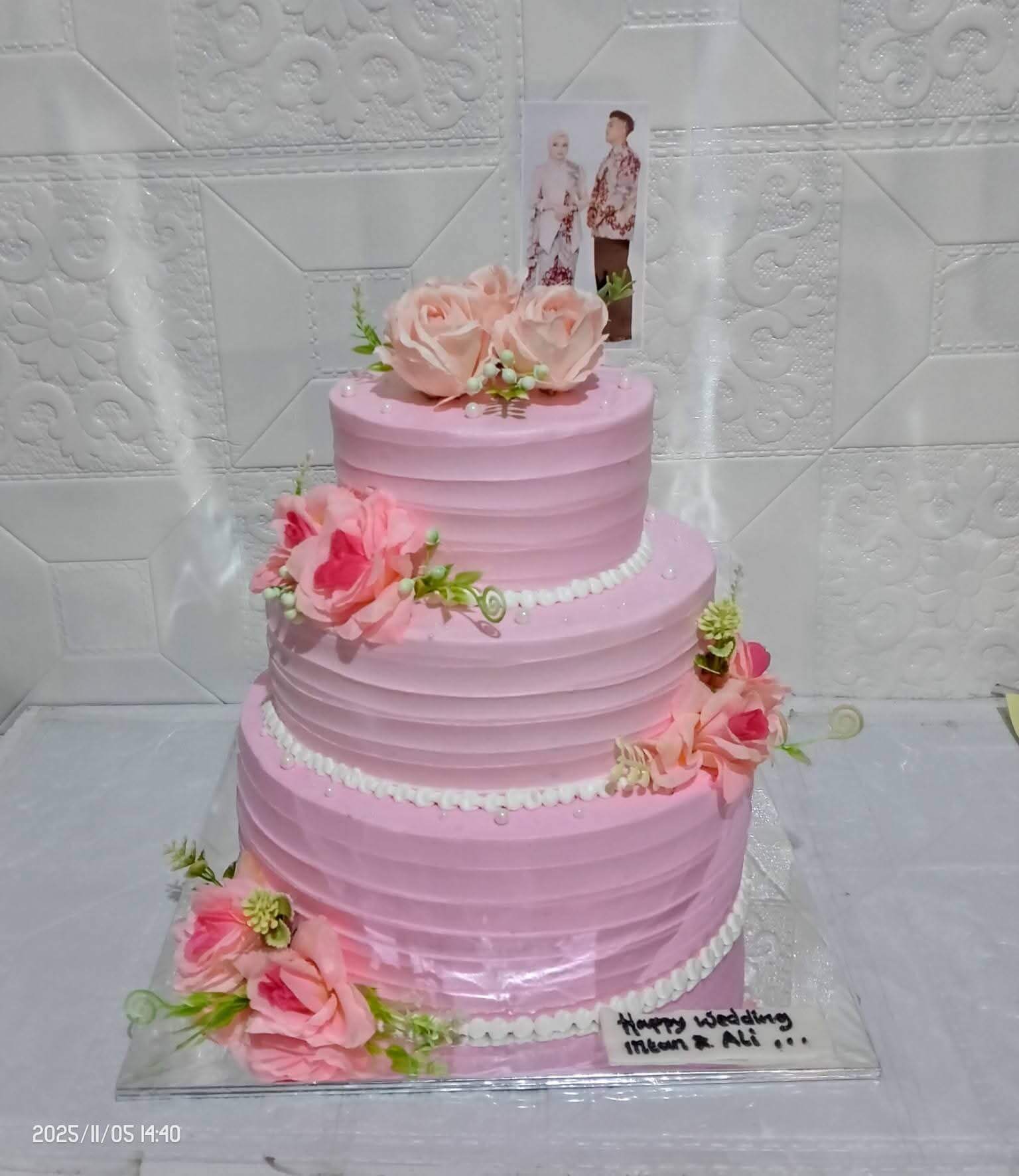 Wedding Cake Nara Cakes Bandung - Kue Pernikahan Elegant