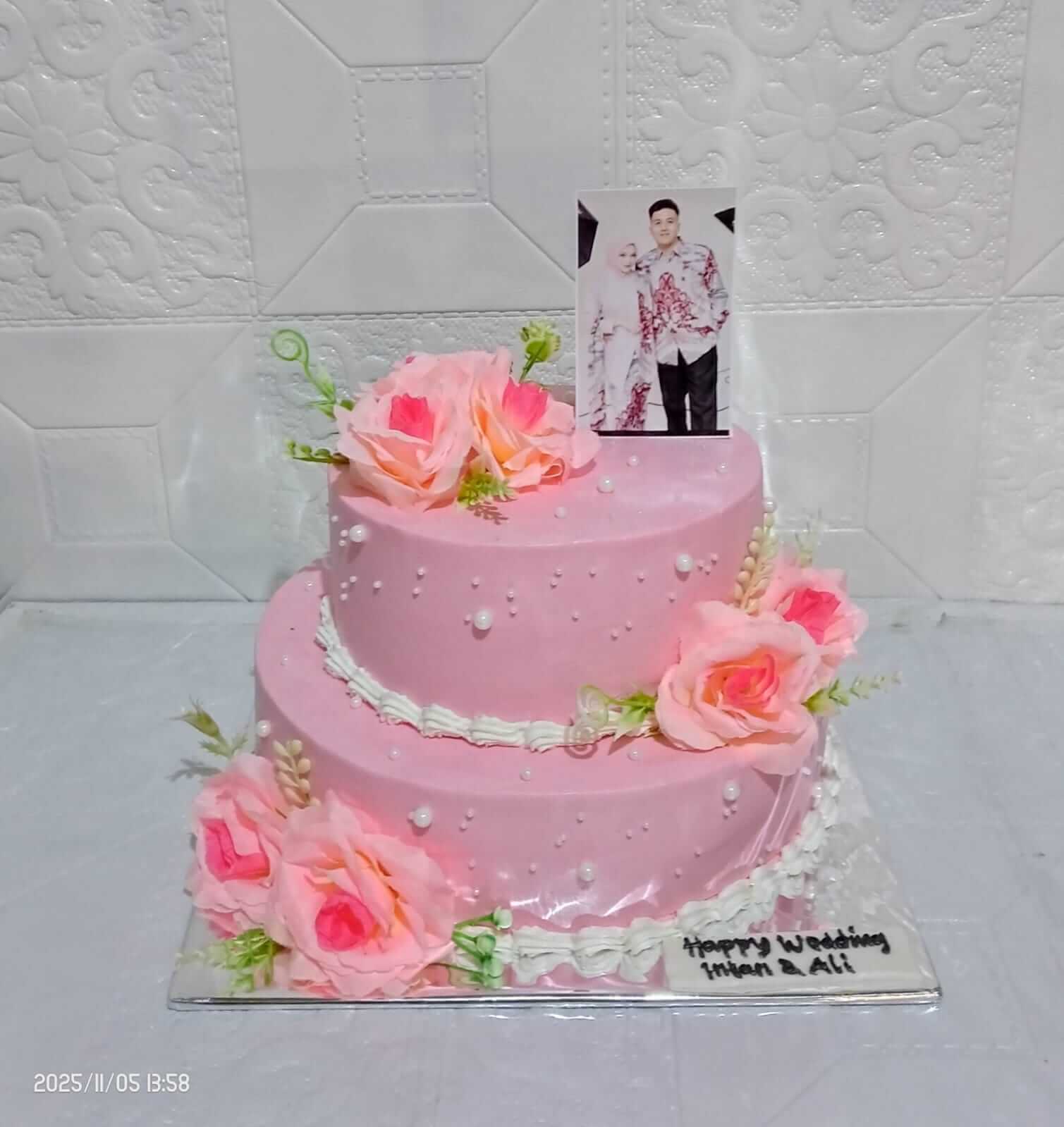 Wedding Cake Premium Nara Cakes Bandung - Kue Pernikahan Premium